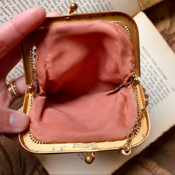 Mini Flapper Mesh Purse and Earring Caddy - Picture 6 of 6